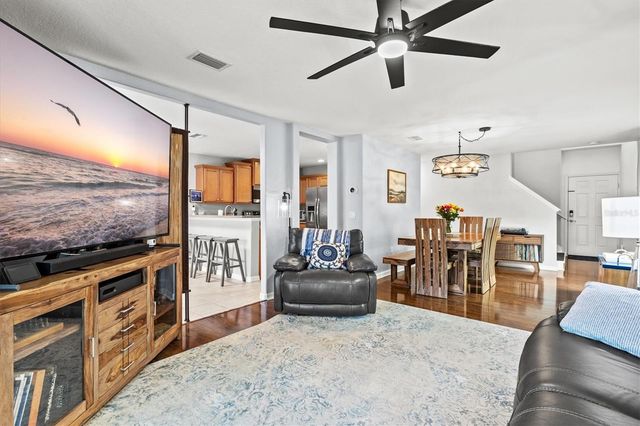 353 BEACON HARBOUR LOOP, Bradenton, FL 34212