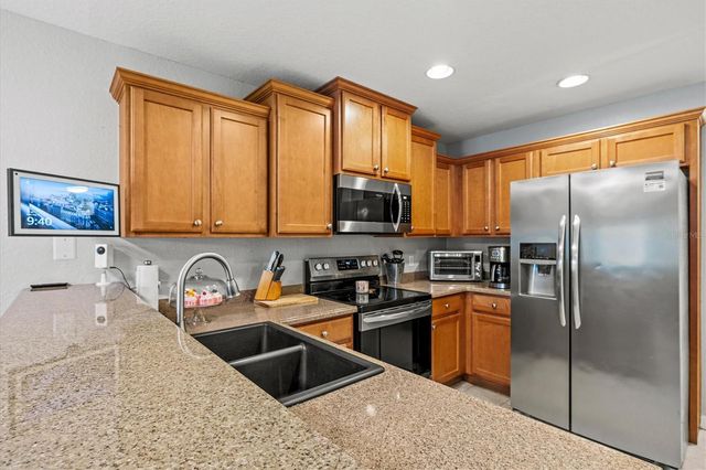 353 BEACON HARBOUR LOOP, Bradenton, FL 34212