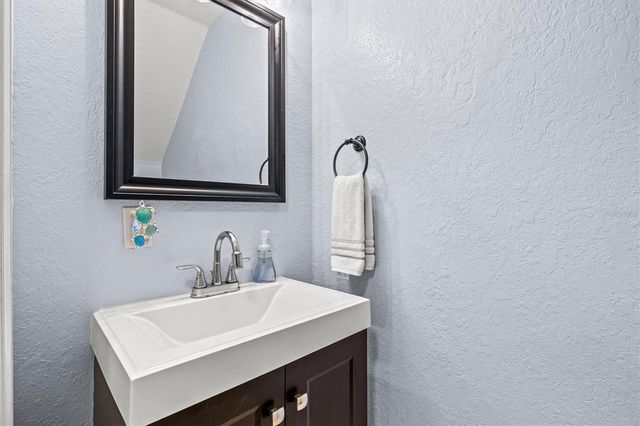 353 BEACON HARBOUR LOOP, Bradenton, FL 34212