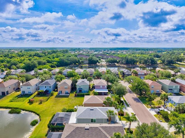 353 BEACON HARBOUR LOOP, Bradenton, FL 34212