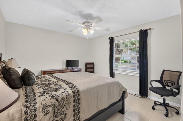 6100 PETUNIA Road, Delray Beach, FL 33484