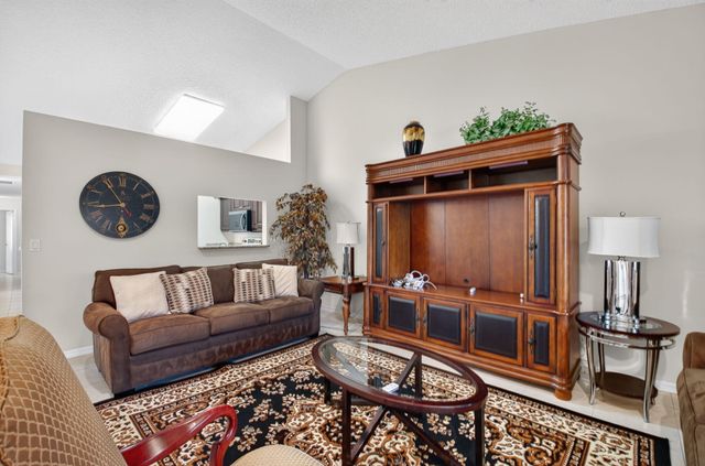 6100 PETUNIA Road, Delray Beach, FL 33484