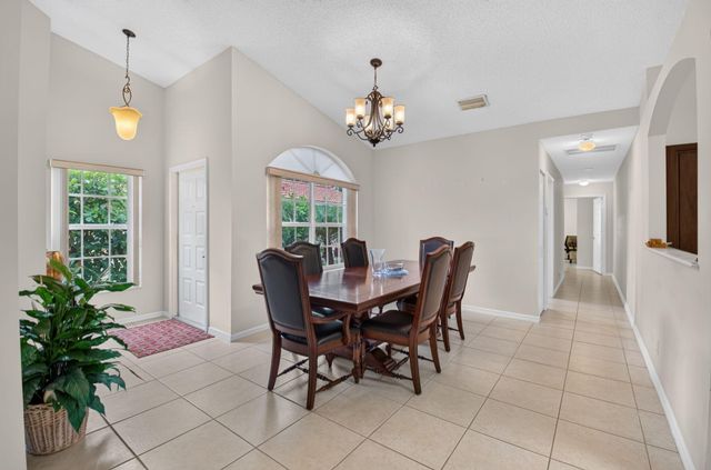 6100 PETUNIA Road, Delray Beach, FL 33484