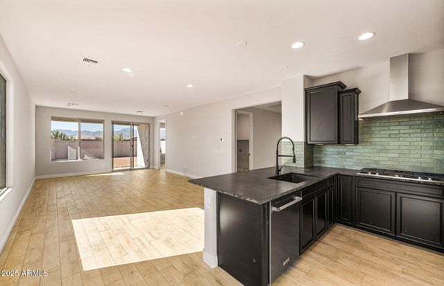 5664 N 176TH Lane, Litchfield Park, AZ 85340