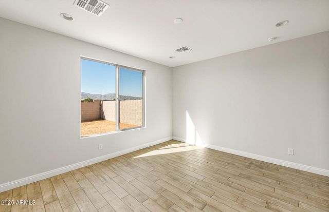 5664 N 176TH Lane, Litchfield Park, AZ 85340