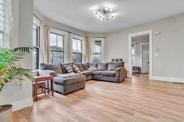 187 Neponset Ave 1, Boston, MA 02122