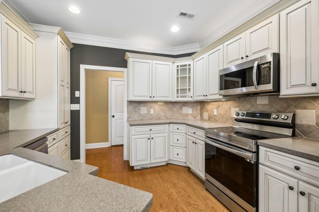 10421 Laurel Pointe Lane, Knoxville, TN 37931