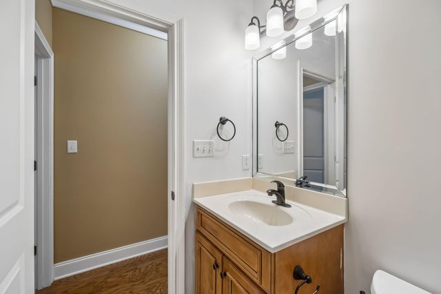 10421 Laurel Pointe Lane, Knoxville, TN 37931