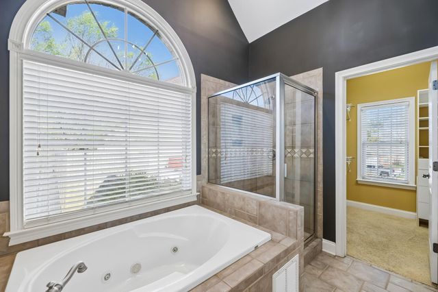 10421 Laurel Pointe Lane, Knoxville, TN 37931