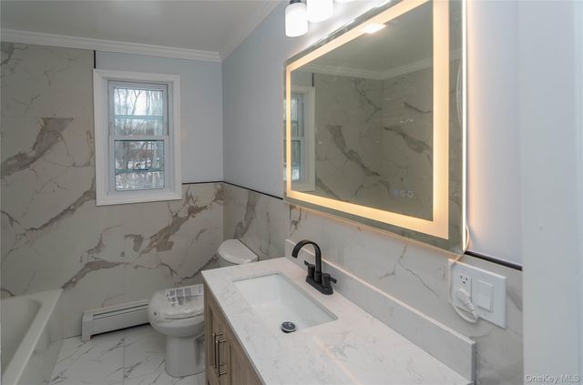 134 Old Quaker Lane, Hyde Park, NY 12538