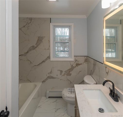 134 Old Quaker Lane, Hyde Park, NY 12538