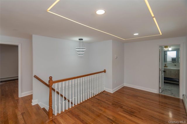 134 Old Quaker Lane, Hyde Park, NY 12538