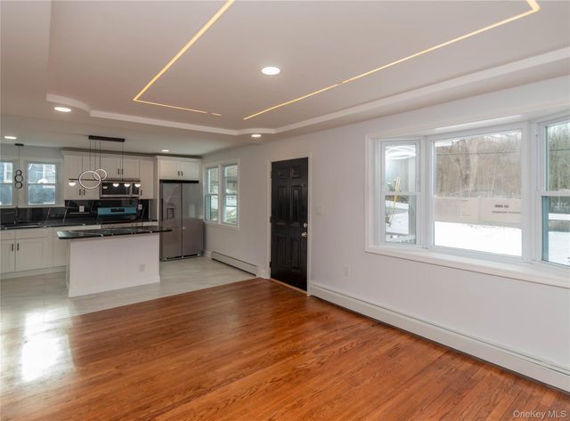 134 Old Quaker Lane, Hyde Park, NY 12538