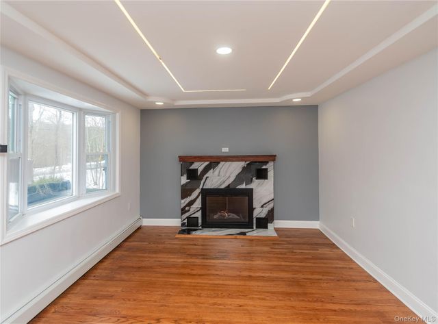 134 Old Quaker Lane, Hyde Park, NY 12538