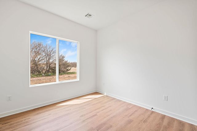 11312 W 35th Cir, Wichita, KS 67215