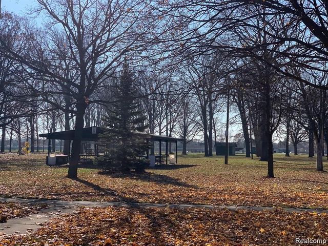 19220 Wick Road 221, Allen Park, MI 48101