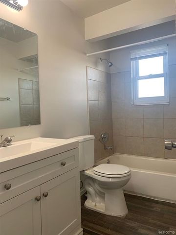 19220 Wick Road 221, Allen Park, MI 48101