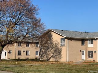 19220 Wick Road 221, Allen Park, MI 48101
