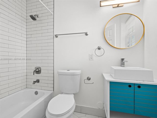 571 NE 67th St, Miami, FL 33138