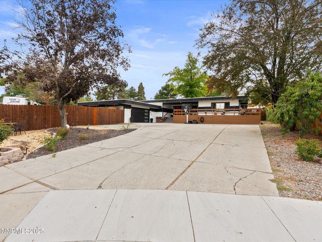 3269 Valley Forge Way, Sparks, NV 89431