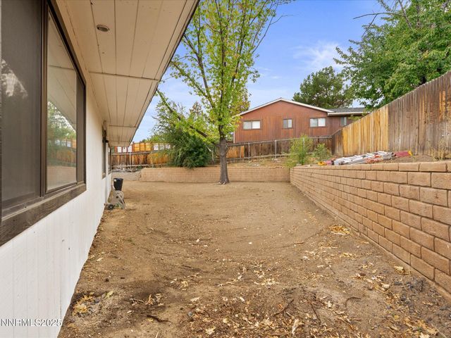 3269 Valley Forge Way, Sparks, NV 89431