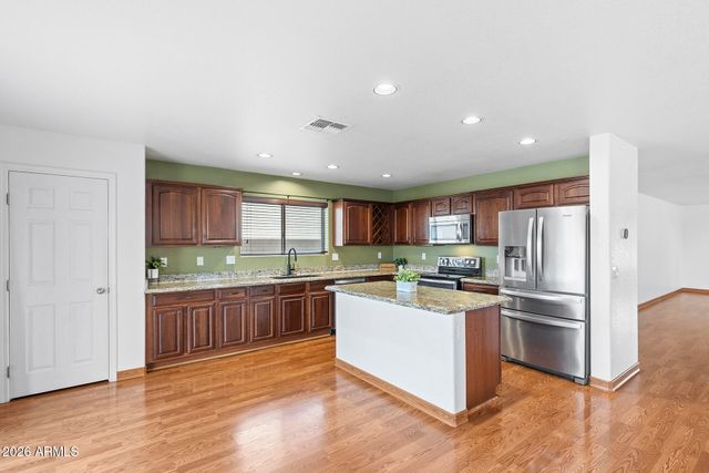 6430 W BARBARA Avenue, Glendale, AZ 85302