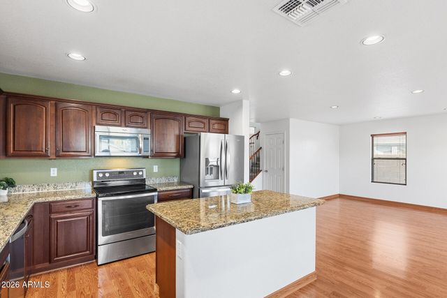 6430 W BARBARA Avenue, Glendale, AZ 85302