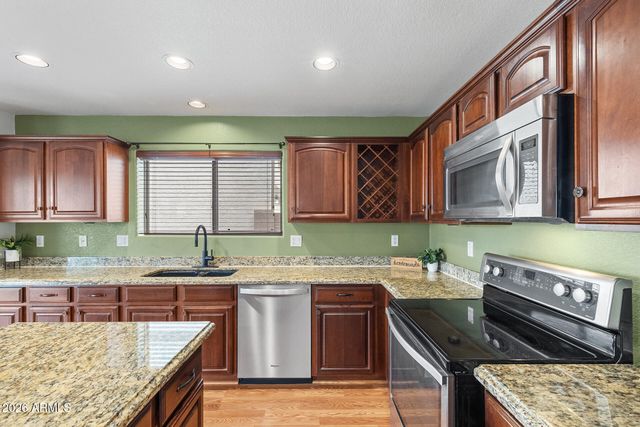 6430 W BARBARA Avenue, Glendale, AZ 85302