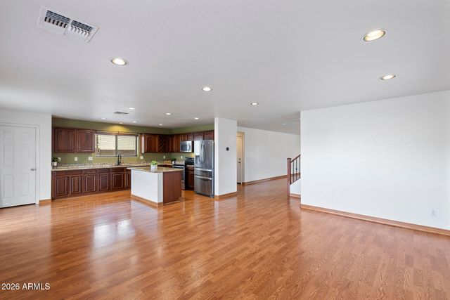 6430 W BARBARA Avenue, Glendale, AZ 85302