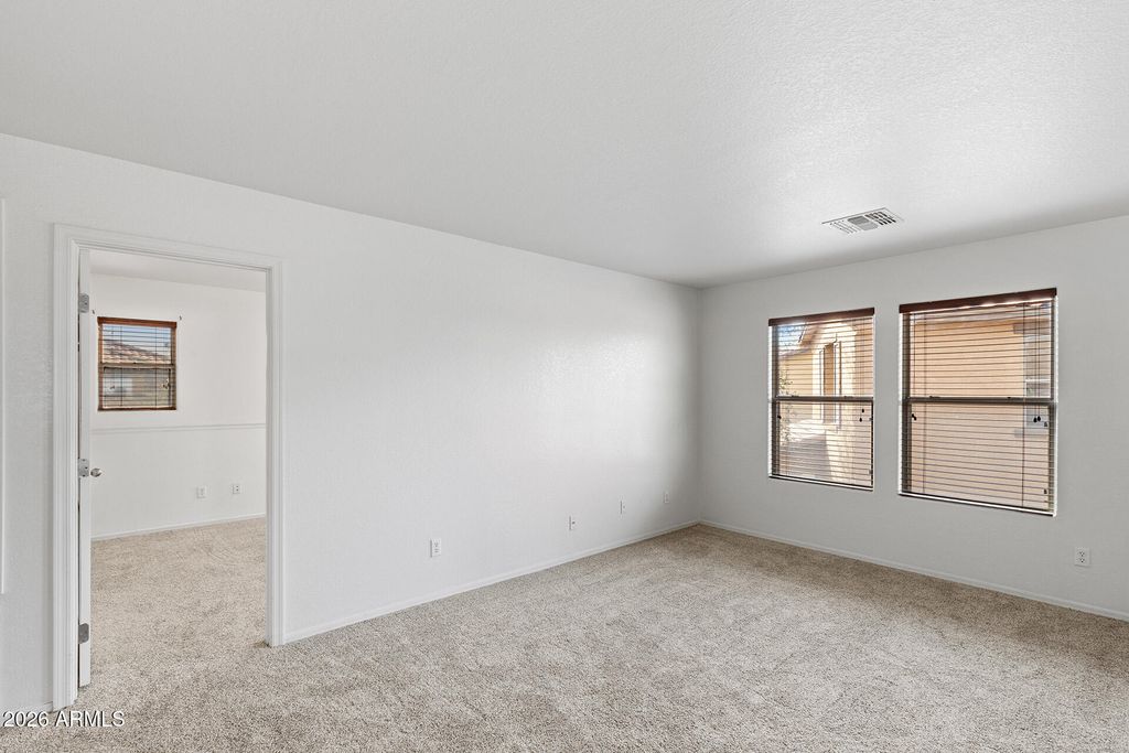 Image 29 of property listing at 6430 W BARBARA Avenue, Glendale, AZ 85302
