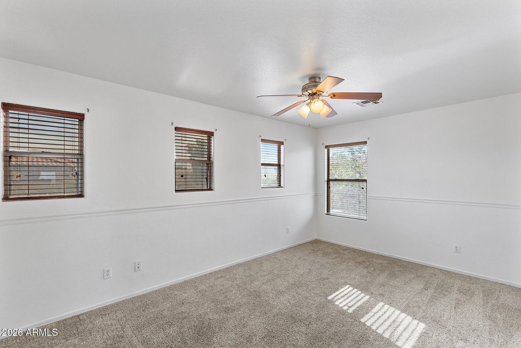 Image 31 of property listing at 6430 W BARBARA Avenue, Glendale, AZ 85302