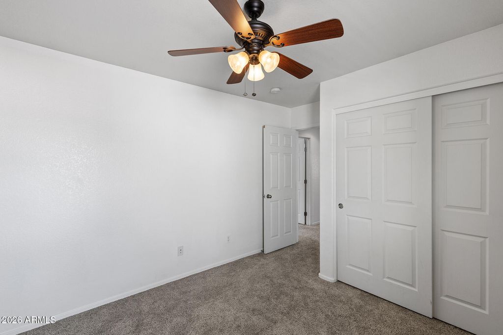 Image 36 of property listing at 6430 W BARBARA Avenue, Glendale, AZ 85302