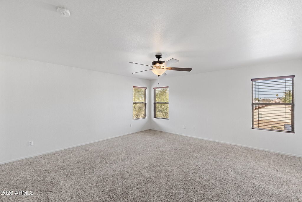 Image 39 of property listing at 6430 W BARBARA Avenue, Glendale, AZ 85302