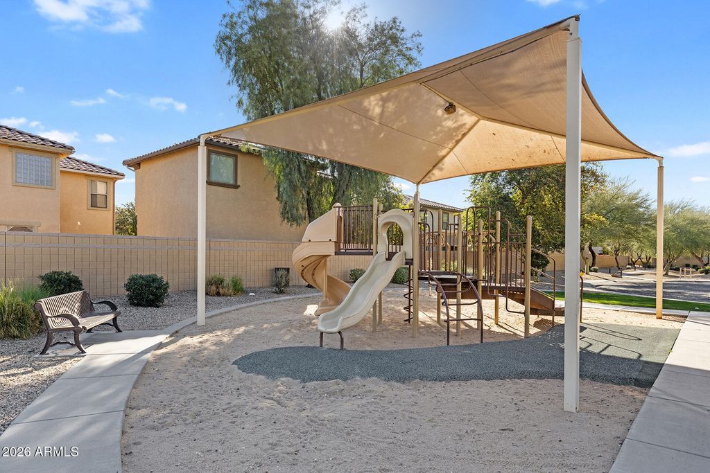 Image 50 of property listing at 6430 W BARBARA Avenue, Glendale, AZ 85302