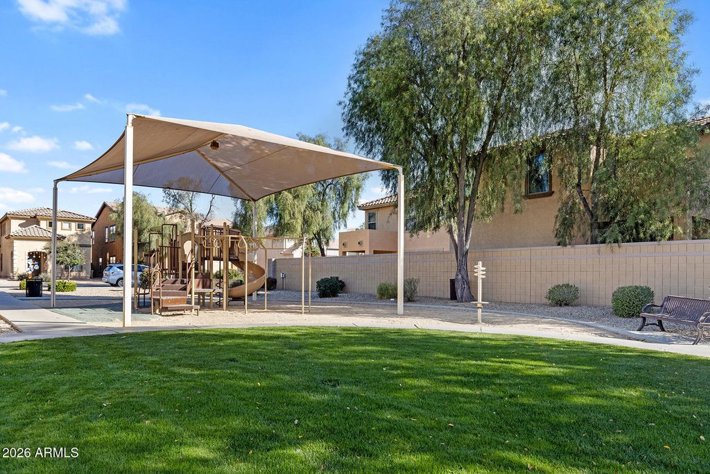 Image 51 of property listing at 6430 W BARBARA Avenue, Glendale, AZ 85302