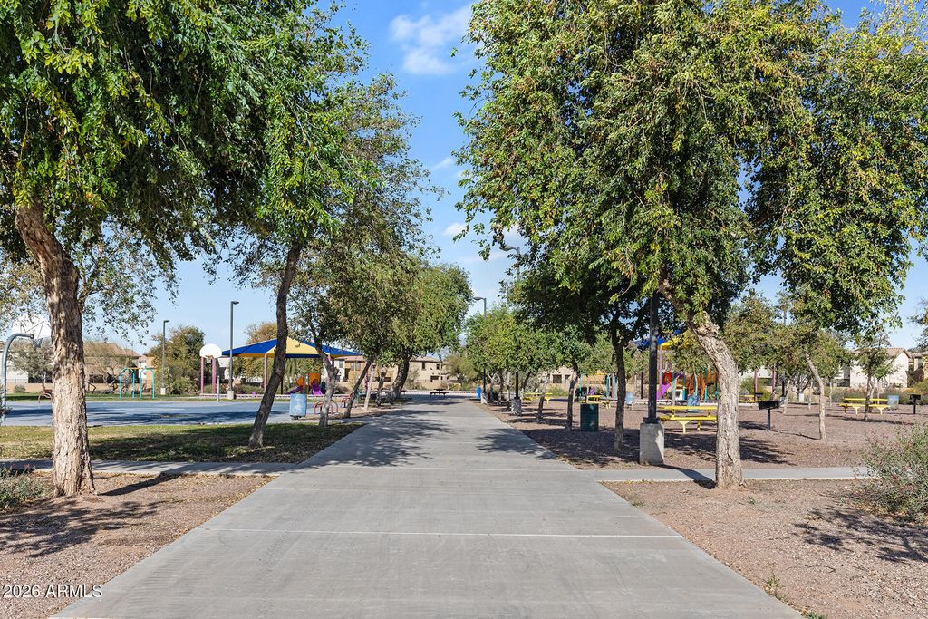 Image 57 of property listing at 6430 W BARBARA Avenue, Glendale, AZ 85302