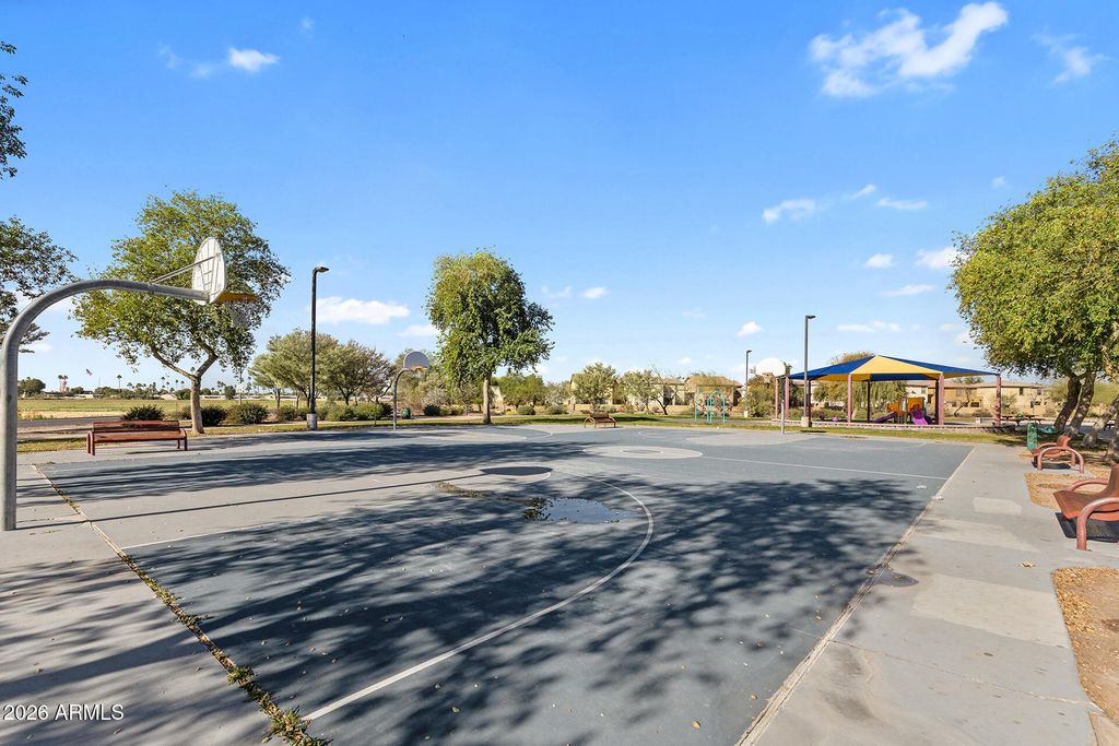 Image 59 of property listing at 6430 W BARBARA Avenue, Glendale, AZ 85302