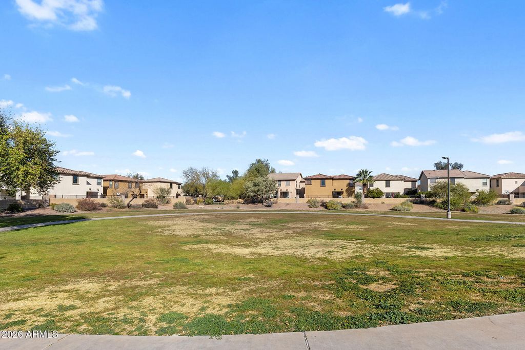 Image 63 of property listing at 6430 W BARBARA Avenue, Glendale, AZ 85302