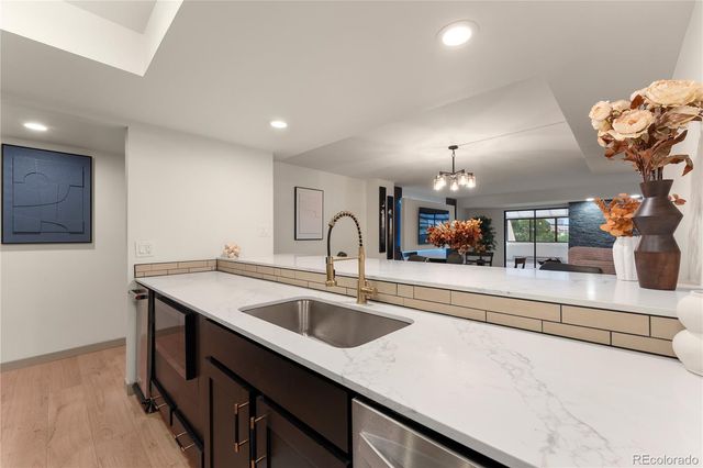7000 E Quincy Avenue 301, Denver, CO 80237
