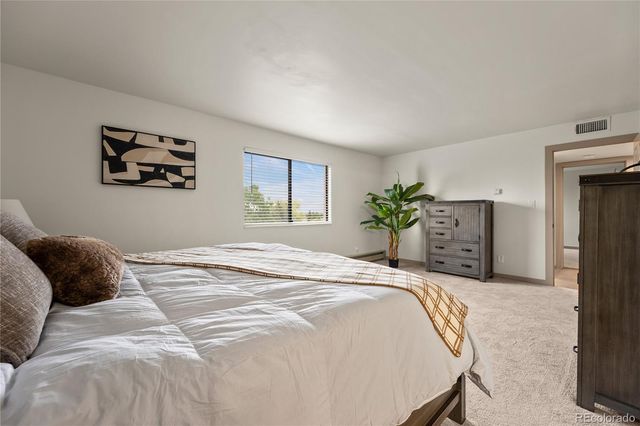 7000 E Quincy Avenue 301, Denver, CO 80237