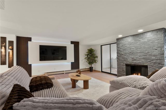7000 E Quincy Avenue 301, Denver, CO 80237