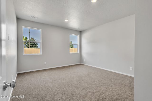4891 W Homeward Bound Blvd, Coeur D'alene, ID 83815