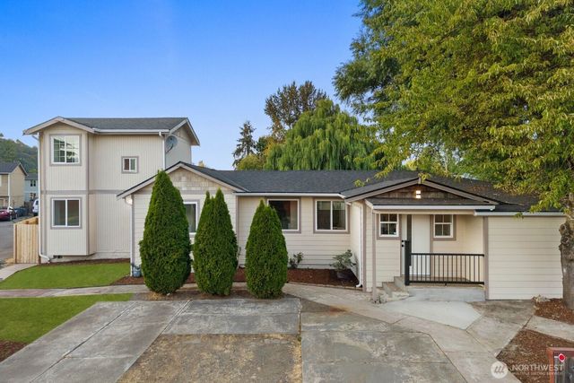 221 2nd Avenue N, Algona, WA 98001