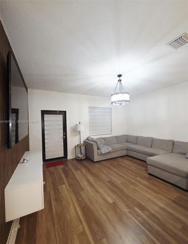 24341 SW 118th Path, Homestead, FL 33032