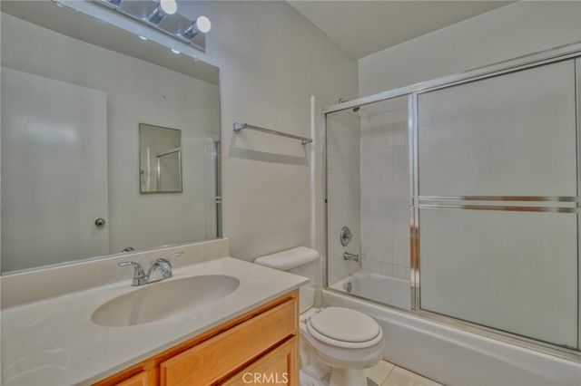 4546 Murietta Avenue 211, Sherman Oaks, CA 91423