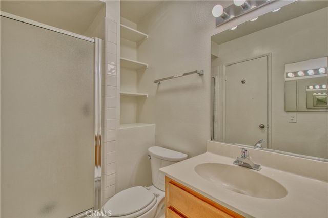 4546 Murietta Avenue 211, Sherman Oaks, CA 91423