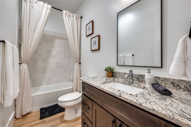 2130 Roanoke Avenue, Dallas, TX 75235