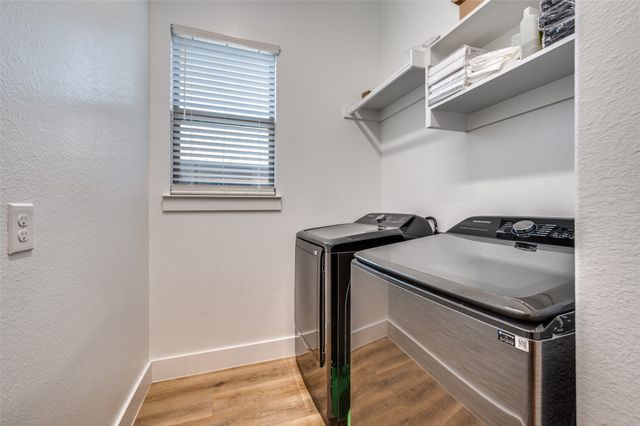 2130 Roanoke Avenue, Dallas, TX 75235