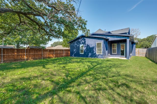 2130 Roanoke Avenue, Dallas, TX 75235