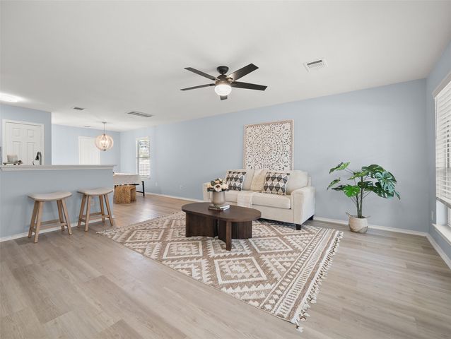 173 Decker, Kyle, TX 78640